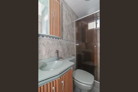 Banheiro de apartamento para alugar com 1 quarto, 38m² em Morro Santana, Porto Alegre