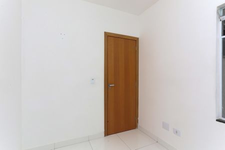 Casa de condomínio para alugar com 38m², 2 quartos e sem vaga Casa de condomínio para alugar com 38m², 2 quartos e sem vagaQuarto 1