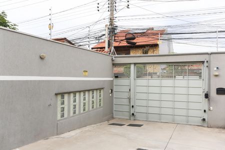Casa de condomínio para alugar com 38m², 2 quartos e sem vaga Casa de condomínio para alugar com 38m², 2 quartos e sem vagaEntrada do Condomínio