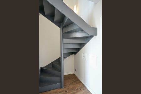 Apartamento para alugar com 49m², 1 quarto e 1 vagaEscada