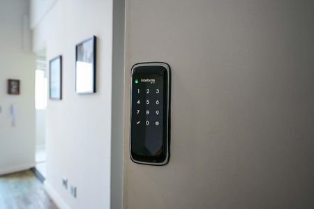 Apartamento para alugar com 49m², 1 quarto e 1 vagaFechadura Eletrônica