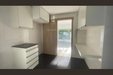 Cozinha de apartamento para alugar com 4 quartos, 120m² em Buritis, Belo Horizonte