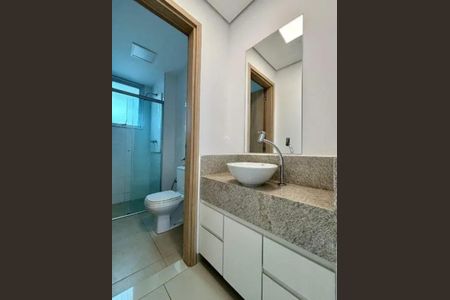 Apartamento para alugar com 120m², 4 quartos e 2 vagasBanheiro