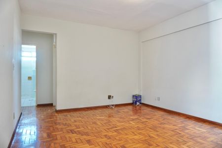Sala  de apartamento para alugar com 3 quartos, 90m² em Sagrada Família, Belo Horizonte
