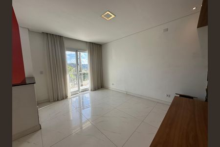 Casa de condomínio à venda com 252m², 5 quartos e 4 vagas Casa de condomínio à venda com 252m², 5 quartos e 4 vagasSala