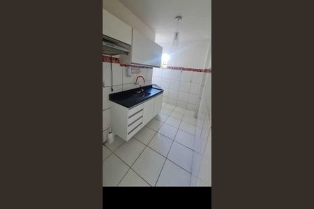 Cozinha de apartamento para alugar com 2 quartos, 55m² em São Cristóvão, Salvador