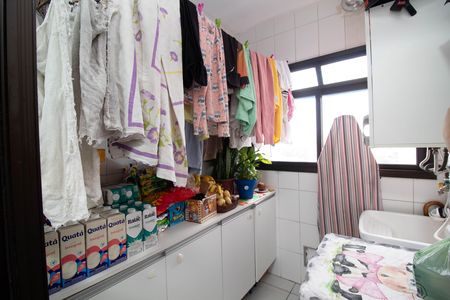 Apartamento à venda com 68m², 3 quartos e 1 vaga Apartamento à venda com 68m², 3 quartos e 1 vagaÁrea de Serviço
