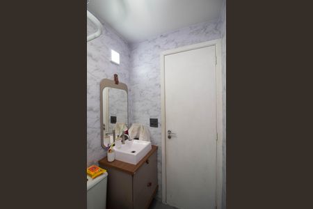 Apartamento à venda com 68m², 3 quartos e 1 vaga Apartamento à venda com 68m², 3 quartos e 1 vagaBanheiro Social
