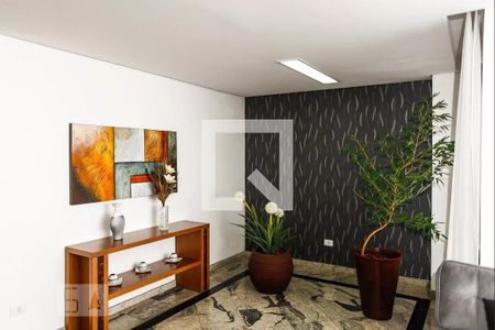 Apartamento à venda com 68m², 3 quartos e 1 vaga Apartamento à venda com 68m², 3 quartos e 1 vagaHall social