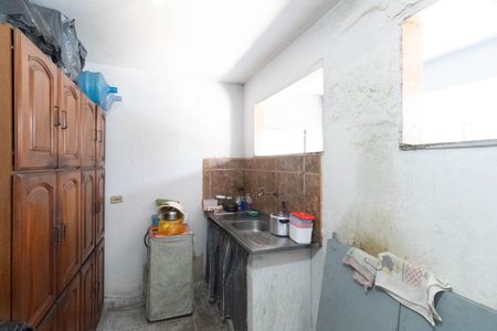 Casa à venda com 200m², 4 quartos e 2 vagasCozinha e Área de Serviço