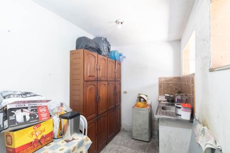Casa à venda com 200m², 4 quartos e 2 vagasCozinha e Área de Serviço