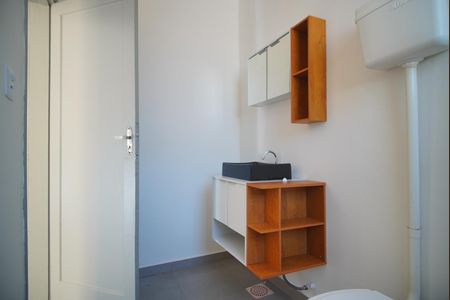 Apartamento para alugar com 48m², 1 quarto e sem vagaBanheiro da Suíte