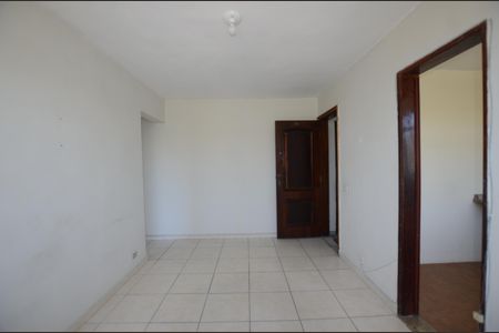 Sala de apartamento para alugar com 1 quarto, 45m² em Madureira, Rio de Janeiro