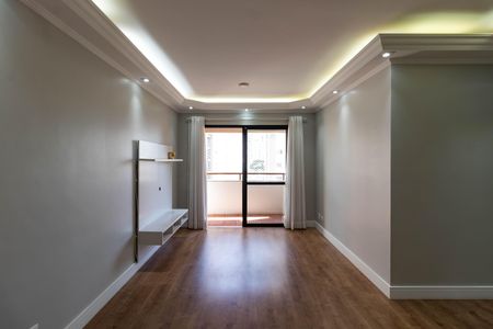 Apartamento à venda com 82m², 3 quartos e 2 vagas Apartamento à venda com 82m², 3 quartos e 2 vagasSala