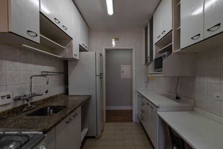 Apartamento à venda com 82m², 3 quartos e 2 vagas Apartamento à venda com 82m², 3 quartos e 2 vagasCozinha
