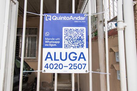 Casa para alugar com 200m², 3 quartos e sem vaga Casa para alugar com 200m², 3 quartos e sem vagaPlaca