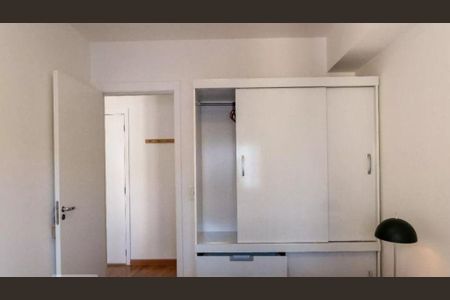 Apartamento à venda com 40m², 1 quarto e 1 vaga