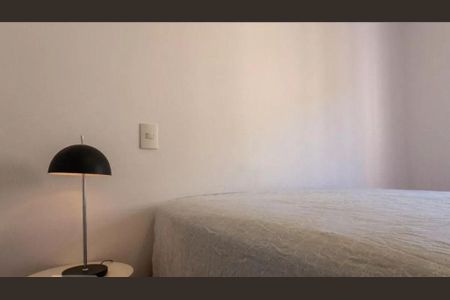 Apartamento à venda com 40m², 1 quarto e 1 vaga