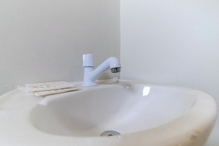 Banheiro de kitnet/studio para alugar com 1 quarto, 40m² em Campos Elíseos, São Paulo
