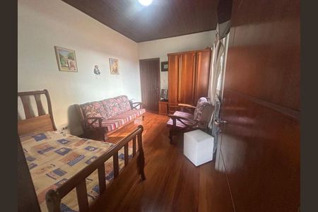Casa à venda com 3 quartos, 137m² em Cambuci, São Paulo