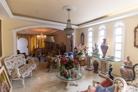 Casa para alugar com 441m², 5 quartos e 1 vagaSala