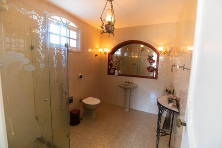 Casa para alugar com 441m², 5 quartos e 1 vagaBanheiro da Suíte