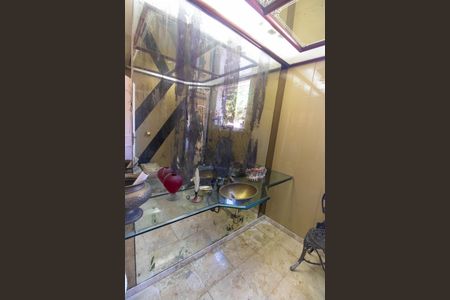Casa para alugar com 441m², 5 quartos e 1 vagaLavabo