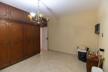 Casa para alugar com 441m², 5 quartos e 1 vagaQuarto 1