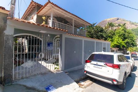 Casa para alugar com 441m², 5 quartos e 1 vagaPlaquinha 