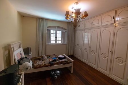 Casa para alugar com 441m², 5 quartos e 1 vagaQuarto 3