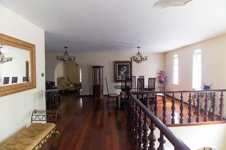 Casa para alugar com 441m², 5 quartos e 1 vagaSala