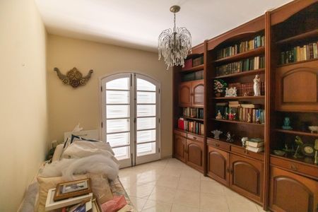 Casa para alugar com 441m², 5 quartos e 1 vagaQuarto 2