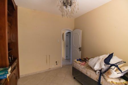Casa para alugar com 441m², 5 quartos e 1 vagaQuarto 2