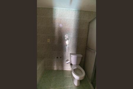 Casa para alugar com 441m², 5 quartos e 1 vagaBanheiro de serviço