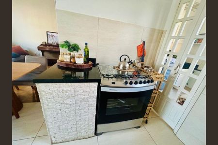Apartamento à venda com 80m², 2 quartos e sem vaga