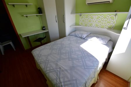 Quarto de apartamento à venda com 1 quarto, 54m² em Centro, Campinas