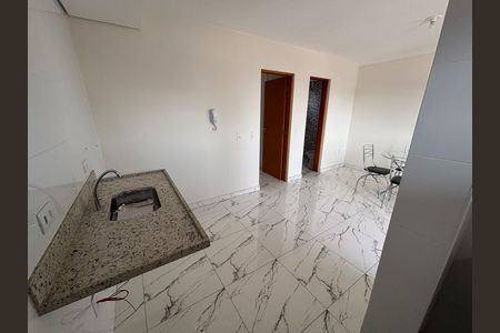 Cozinha de apartamento para alugar com 1 quarto, 35m² em Jardim Popular, São Paulo