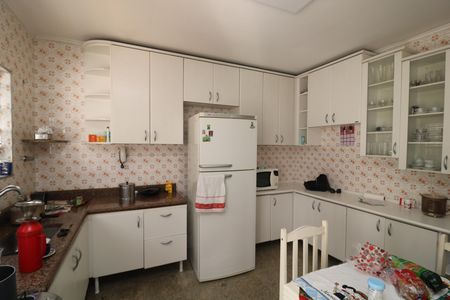 Casa à venda com 125m², 3 quartos e 2 vagasCozinha