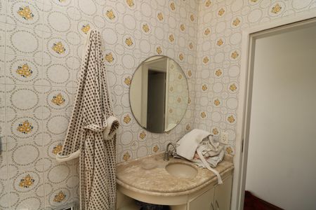 Casa à venda com 125m², 3 quartos e 2 vagasBanheiro