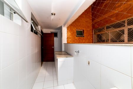 Apartamento à venda com 133m², 3 quartos e 2 vagas Apartamento à venda com 133m², 3 quartos e 2 vagasÁrea de Serviço