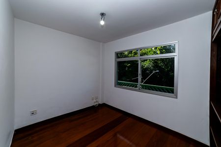 Apartamento à venda com 133m², 3 quartos e 2 vagas Apartamento à venda com 133m², 3 quartos e 2 vagasQuarto 2