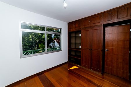 Apartamento à venda com 133m², 3 quartos e 2 vagas Apartamento à venda com 133m², 3 quartos e 2 vagasQuarto 2