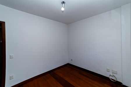 Apartamento à venda com 133m², 3 quartos e 2 vagas Apartamento à venda com 133m², 3 quartos e 2 vagasQuarto 2