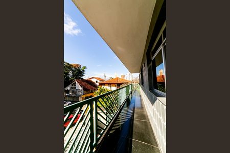 Apartamento à venda com 133m², 3 quartos e 2 vagas Apartamento à venda com 133m², 3 quartos e 2 vagasVaranda