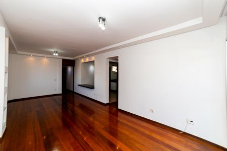 Apartamento à venda com 133m², 3 quartos e 2 vagas Apartamento à venda com 133m², 3 quartos e 2 vagasSala