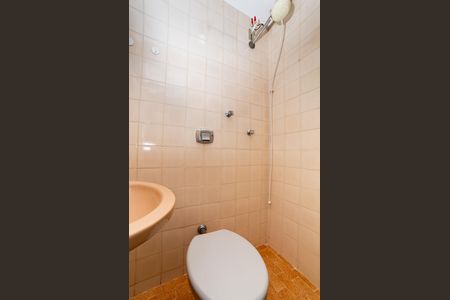 Apartamento à venda com 133m², 3 quartos e 2 vagas Apartamento à venda com 133m², 3 quartos e 2 vagasBanheiro de serviço