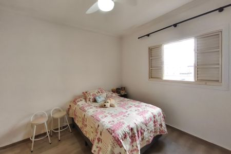 Casa à venda com 270m², 3 quartos e 5 vagasQuarto 2