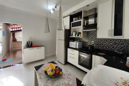 Casa à venda com 270m², 3 quartos e 5 vagasCozinha
