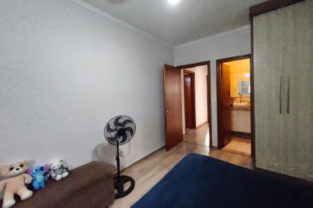 Quarto Suíte de casa à venda com 3 quartos, 270m² em Vila Aeroporto, Campinas