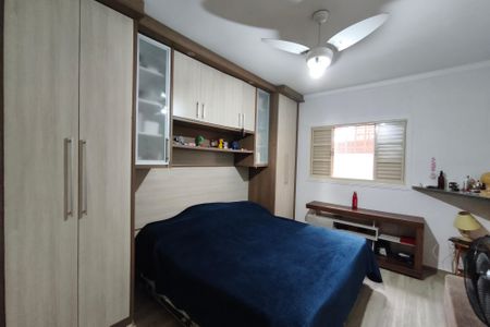 Casa à venda com 270m², 3 quartos e 5 vagasQuarto Suíte